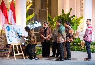 Kementerian Ekonomi Kreatif (Kementerian Ekraf) mendukung pameran Nyala: 200 Tahun Perang Diponegoro yang diselenggarakan Kementerian Kebudayaan di Galeri Nasional Indonesia