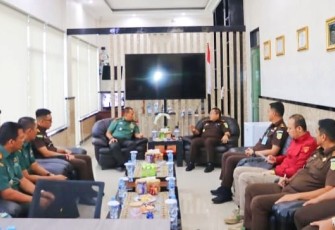 Dandim 0315/Tanjungpinang Sambut Hangat Kunjungan Silaturahmi Kajari Bintan