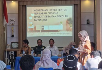 Pelda Arianto saat lokakarya mini di wilayah desa binaan 