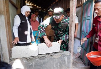 Gubernur Jatim Khofifah Indar Parawansa 