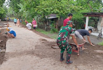 Gotong Royong Menyatu di Desa Kedungmaron