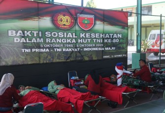Korem 143/HO Gelar Pengobatan Gratis dan Donor Darah