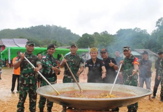 Kuali Merah Putih di perbatasan RI-Malaysia, Senin (29/9)