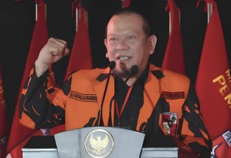 Ketua MPW Pemuda Pancasila Jawa Timur, AA LaNyalla Mahmud Mattalitti 