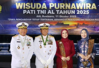 Pangkolinlamil Laksda TNI Rudhi Aviantara 