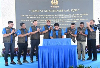 Kepala Staf Angkatan Laut (Kasal) Laksamana TNI Dr. Muhammad Ali