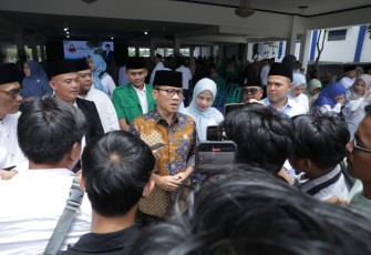 Mendes Yandri saat memberikan keterangan pers 