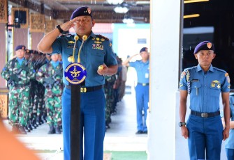 Pangkolinlamil Laksda TNI Rudhi Aviantara 