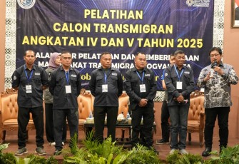 Transmigran Dari TNI dan Polisi