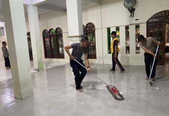 Aksi peduli personel Polres Metro Jakut 