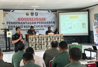 Sosialisasi Barang Cukai Ilegal di Makodim Pacitan, Kamis (13/11)