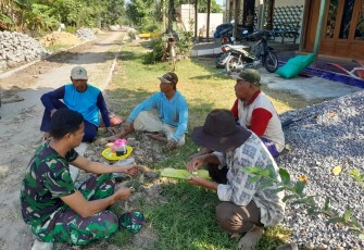 Babinsa Komsos Dengan Warga Binaan