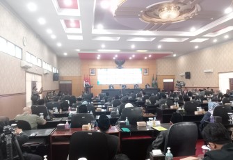 Pandangan Umum Fraksi-fraksi DPRD Kota Blitar Atas Penjelasan Walikota Blitar terhadap Raperda APBD Tahun 2026 (Foto : Klikwarta.com)
