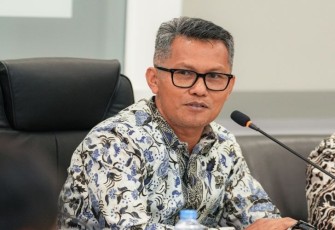Jubir Kemenperin Febri Hendri Antoni Arif