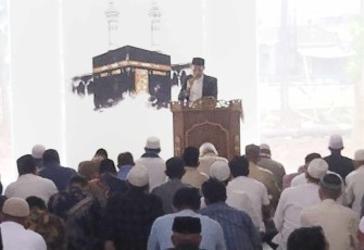Khotib salat Jum'at di Masjid Jami' Asy-Syahid, H Muhammad Soleh, (13/6)