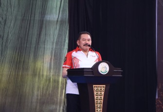 Jaksa Agung RI ST Burhanuddin saat membuka Kejuaraan Menembak Jaksa Agung Cup 2025.