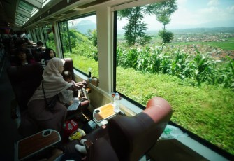 KA Panoramic Daop 2 Bandung