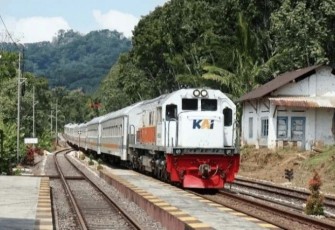 KA Blambangan Ekspres