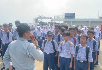 KN Tanjung Datu-301saat Kenalkan Dunia Kemaritiman Kepada Pelajar