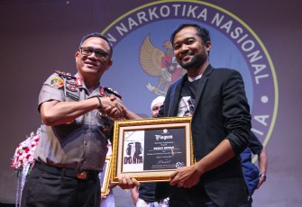 Deputi Pencegahan BNN RI, Muhammad Zainul Muttaqien menyampaikan apresiasi BNN kepada jajaran FPPI yang telah menghadirkan media edukasi publik berupa film.