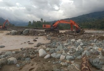 Kementerian PU Perbaiki 13 Jembatan Putus