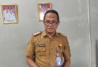 Kepala Dinas Kependidikan dan Pencatatan Sipil (Disdukcapil) Kabupaten Mukomuko Provinsi Bengkulu, Epin Masyuardi. SP