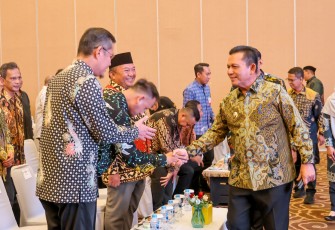 Gubernur Kepulauan Riau, H. Ansar Ahmad