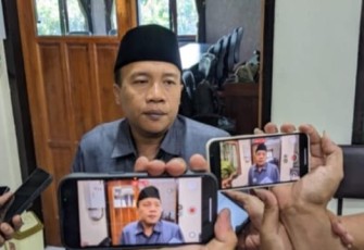 Ketua DPRD Trenggalek, Doding Rahmadi saat dikonfirmasi.