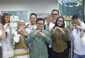 Ketua Umum DPP PKB Abdul Muhaimin Iskandar atau Gus Imin saat melaunching PKB Ecogen (Eco Generation) di Twin House Blok M, Jakarta Selatan, Sabtu (12/7/2025).
