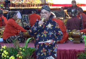 Ketua Umum IKG, Drs. Eddy Sukirman, MM