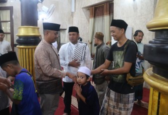 Dandim Madiun dan Forkopimda Kota Madiun Gelar Safari Tarawih di Masjid Agung Baitul Hakim