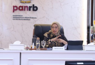 Menteri PANRB Rini Widyantini