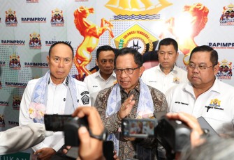 Mendagri Muhammad Tito Karnavian saat membuka Rapat Pimpinan Provinsi Kadin Sulawesi Tenggara (Sultra) Tahun 2025 di Ballroom Phinisi I Hotel Claro, Kota Kendari, Rabu (27/8/2025).