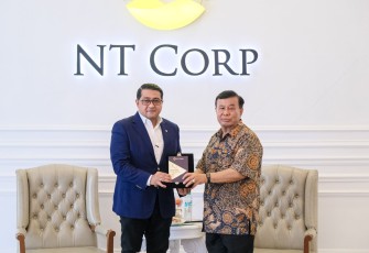 Menteri Ekraf Teuku Riefky dalam kunjungannya pada Kamis, 25 September 2025.