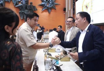 Menteri Ara dalam Rapat Kerja bersama Komisi V DPR RI, Rabu (30/4/2025).