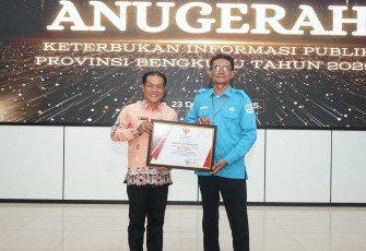 Pemkab Mukomuko Raih Predikat Informatif