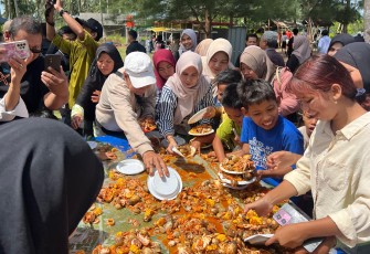 Pengudang Seafood Festival di Desa Pengudang, Sabtu (29/11).