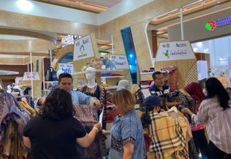 Perumnas Bersama Rumah BUMN Hadir di Pameran INACRAFT 2025