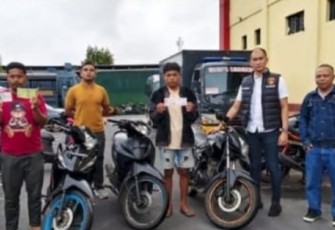 Polres Manggarai saat Kembalikan 1 Unit Motor Hasil Curian Kepada Pemiliknya
