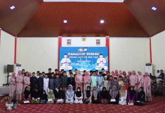 Polres Natuna Adakan Buka Puasa Bersama dan Berbagi Tali Asi ke Santri dan Anak Yatim