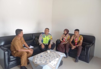 Bhabinkamtibmas Polsek Belitang III Berikan Penyuluhan Kepada Pelajar