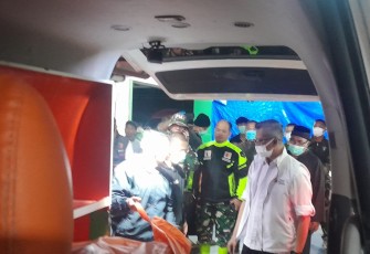 Jenazah Pelda Yudi Gunardi dibawa ke RST dr. Reksodiwiryo untuk disemayamkan sebelum diberangkatkan ke tempat peristirahatan terakhir di Dusun Sawo III, Desa Sei Suka, Kabupaten Batu Bara, Sumatera Utara.