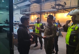 TNI-Polri dan Satpol PP Laksanakan Patroli Bersama di Kota Madiun