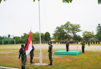 Upacara Bendera 17-an Bulan Februari