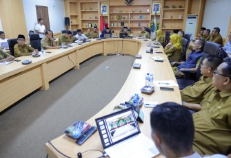 Rapat persiapan akhir penyelenggaraan Seleksi Tilawatil Qur’an dan Hadits (STQH) XI tingkat Provinsi Kepri Tahun 2025 di Kantor Gubernur Kepri, Dompak, Tanjungpinang, Kamis (10/6).