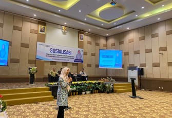 Wakil Ketua DPRD Jatim Sri Wahyuni