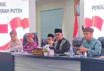 Wali Kota Tanjungpinang H. Lis Darmansyah, S.H., pada Rapat Koordinasi Penguatan Kopearsi Merah Putih di Aula Kantor Wali Kota Tanjungpinang, Jumat (12/9).