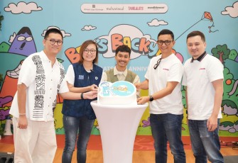 Wakil Menteri Ekonomi Kreatif, Irene Umar, membuka secara resmi perayaan satu dekade IP komik lokal "Tahilalats" di Bintaro Jaya Xchange Mall, Tangerang Selatan, Sabtu (13/12/2025).