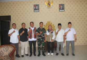 Dandim 0806/Trenggalek Sambut Hangat Kunjungan Ketua KPU Trenggalek
