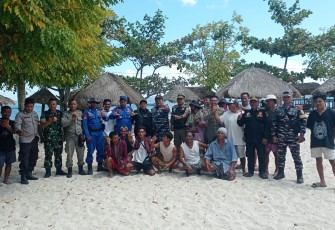 Pangkalan TNI AL (Lanal) Mataram menegaskan sikap netral dan profesional dalam penanganan insiden antara pelaku wisata (Boatman) Teluk Awang (Kabupaten Lombok Tengah) dan Ekas (Kabupaten Lombok Timur) yang terjadi pada Kamis (7/8)